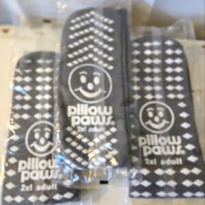 Pillow Paws Slipper Socks 2XL Adults Gray New in Packages - set of 3